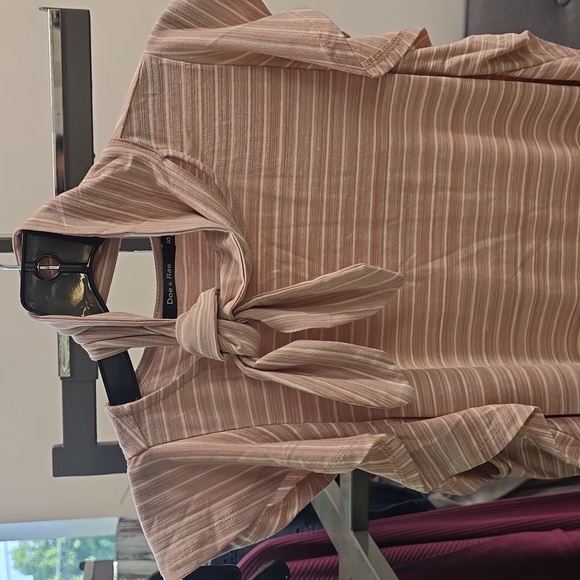 Doe & Rae Tie-Neck Top - Picture 2 of 3